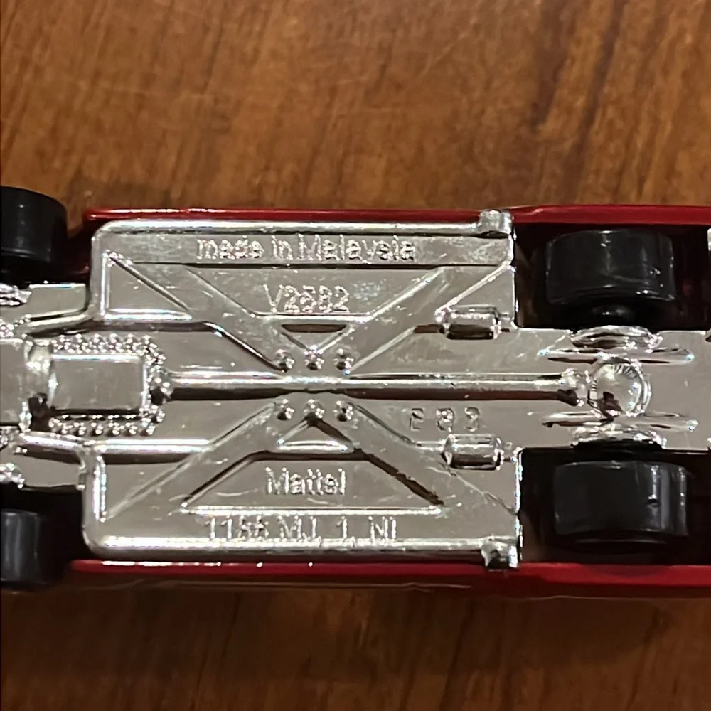 Hot Wheels V5282 Mercury toy car Mattel